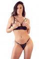 Intimo 2 pezzi carioca in pizzo con stringhe ed anelli.