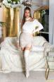 Maglia a spalle nude con anello in strass