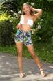 Shorts moda mare vita alta con stampa tropicale.