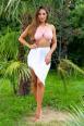 Top estivo rosa chiaro con scollo all&rsquo;americana e catena