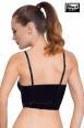 Top in vinile con zip e fibbia.