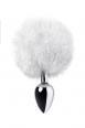 Plug in metallo argentato con peluche bianco.