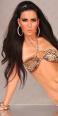 Bikini leopardato con anelli e pietre.