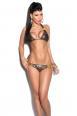 Bikini pitonato con catene dorate.