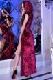 Abito lungo in velluto bordeaux con cappuccio + slip.