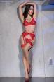 Completo intimo 4 pezzi in pizzo con calze. Rosso