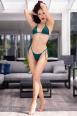 Mini bikini verde 3 pezzi con tanga e perizoma.