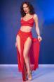 Set 3 pezzi in tulle con catene dorate removibili. Rosso