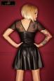 Vestito lucido effetto bagnato con inserti in tulle.
