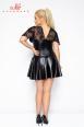 Abito corto in Powerwetlook e pizzo con maniche.