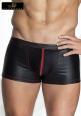 Boxer neri con zip rossa.