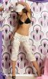 Pantaloni mimetici beige chiaro.