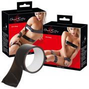 Nastro bondage nero.