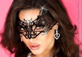 Maschera filigranata con strass. Mod. 3703