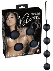 Velvet balls 4