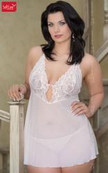 Softline - Chemise and G-string Holly white. Plus Size