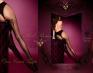 Collant aperto con riga e ricami posteriori rossi. Art. BS167